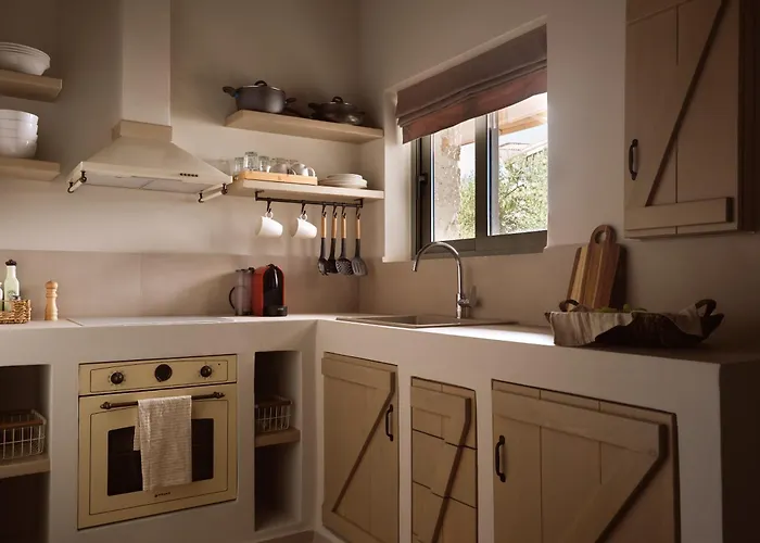 Conte Maris Vi Villa Tragaki